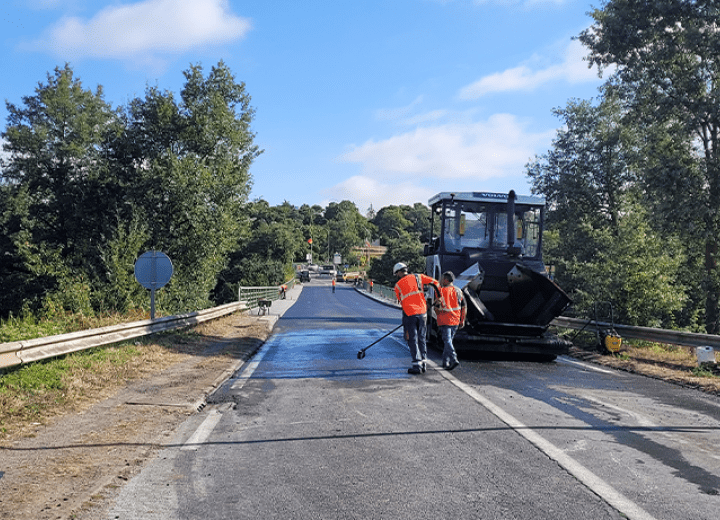 Agents route pont de Thouars